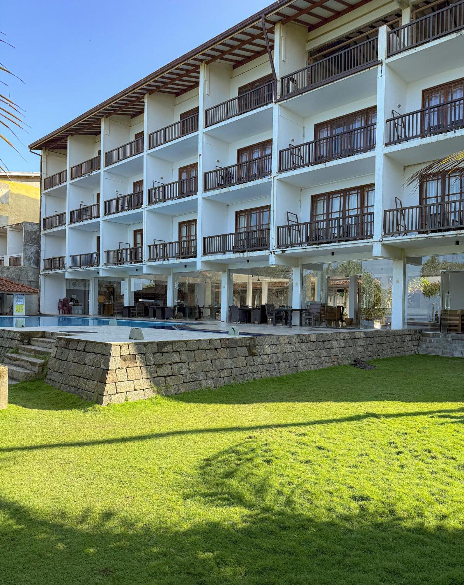 Serendib Beach Hotel Бентота Экстерьер фото