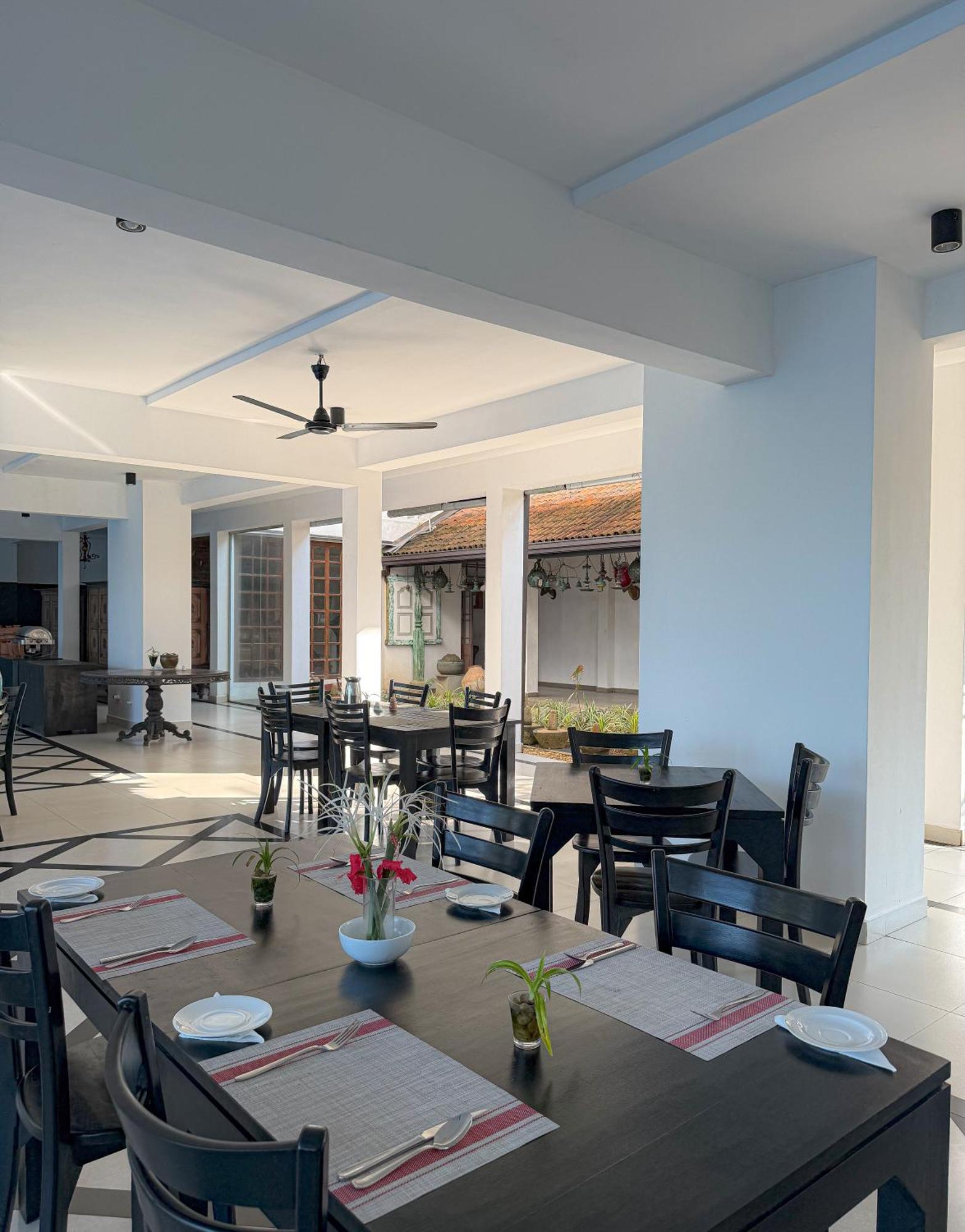 Serendib Beach Hotel Бентота Экстерьер фото